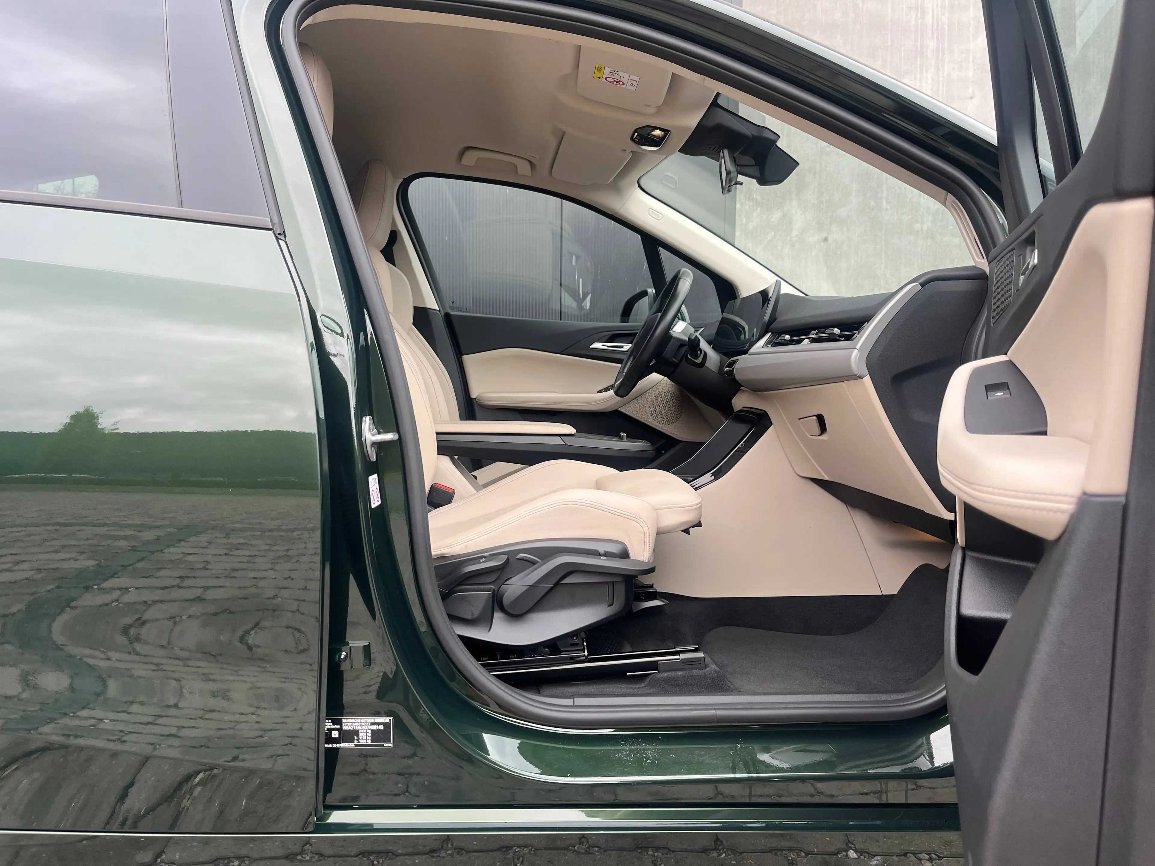 BMW 225 225e X-drive Hybride Leder/Sportzetels/Camera/Carplay/...!! — photo 9