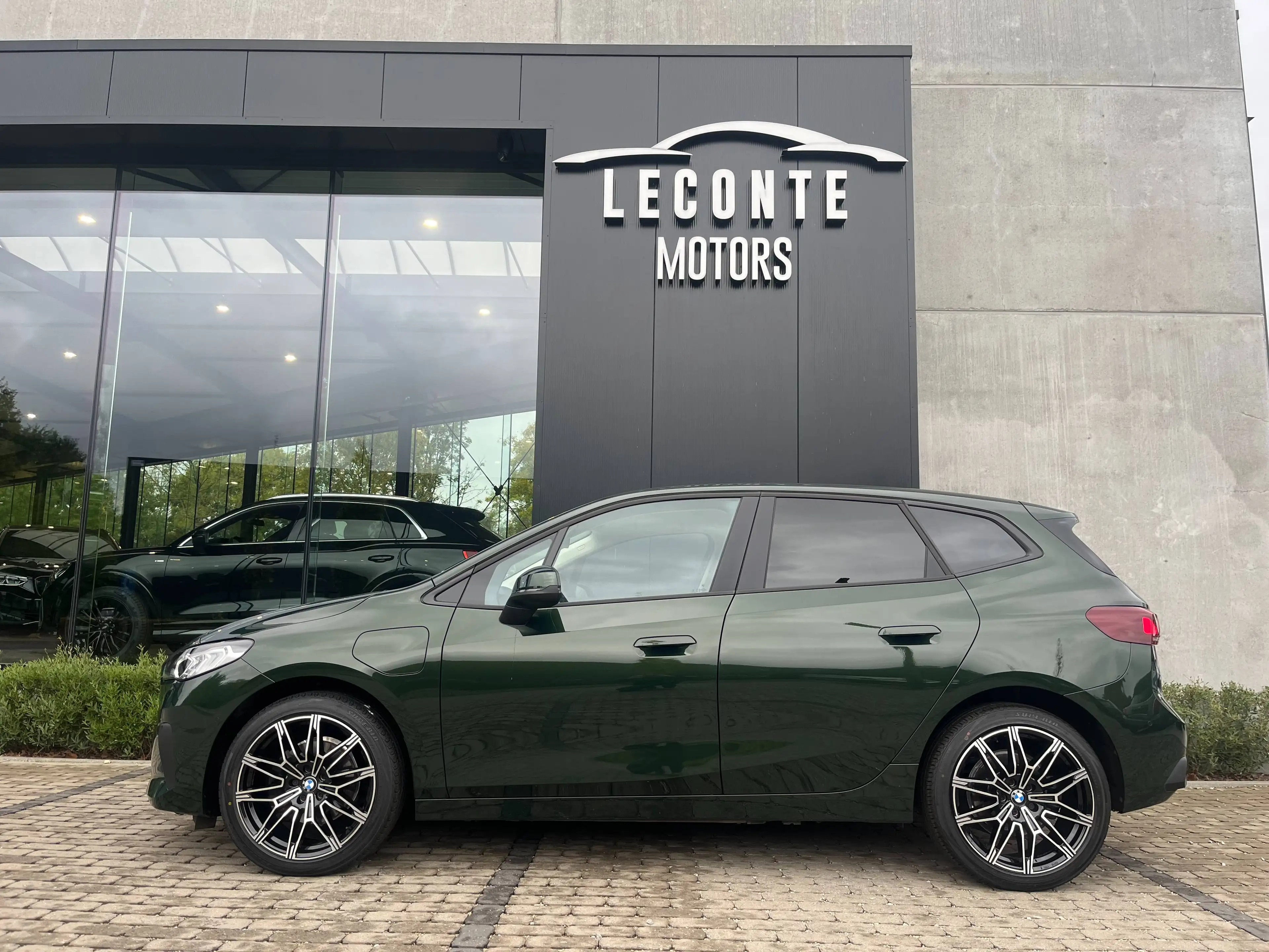 BMW 225 225e X-drive Hybride Leder/Sportzetels/Camera/Carplay/...!! — photo 4