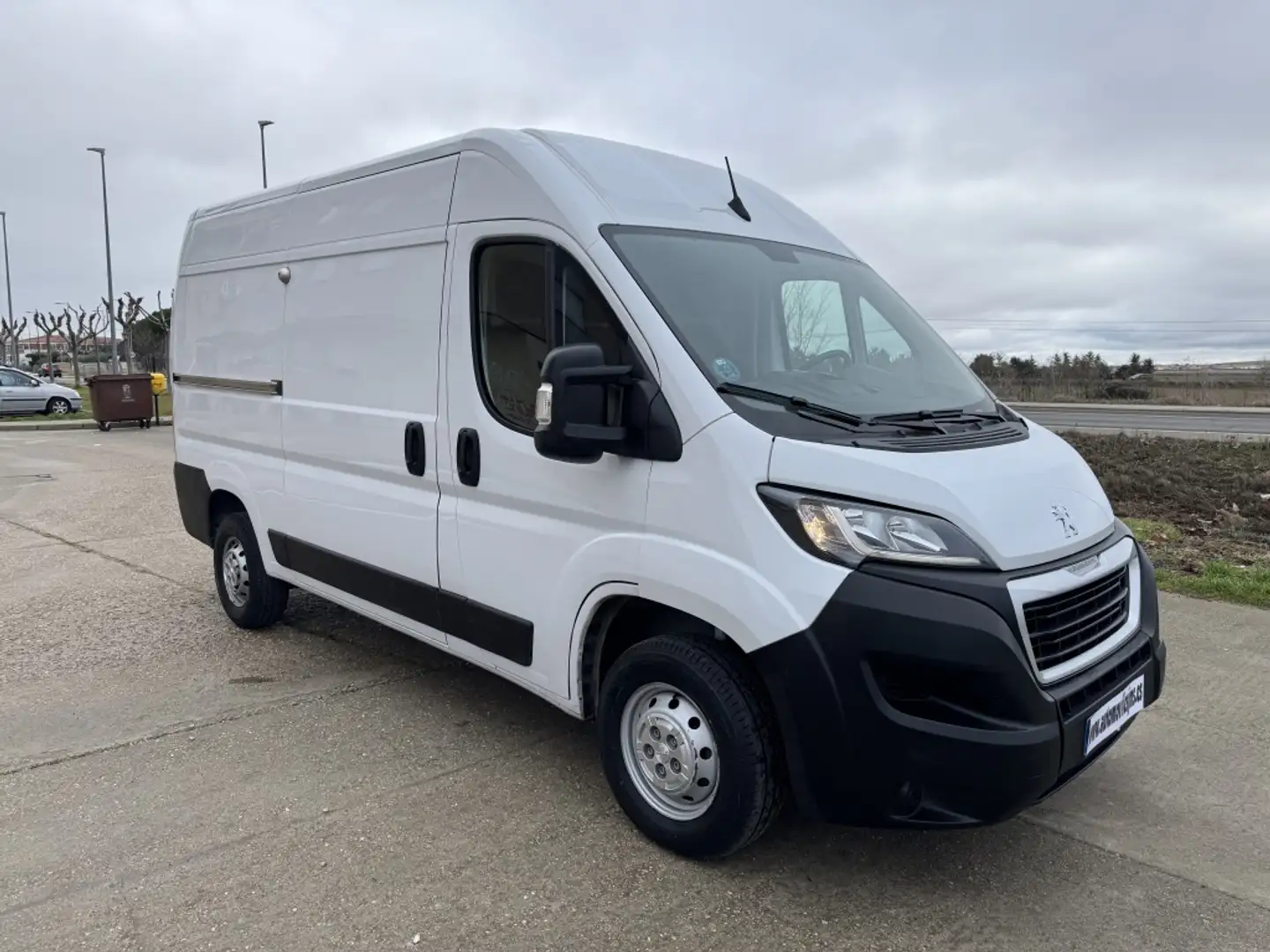 Peugeot Boxer Furgón 2.2 Diesel 3.0 L2H2 S 120 Blanco - 1