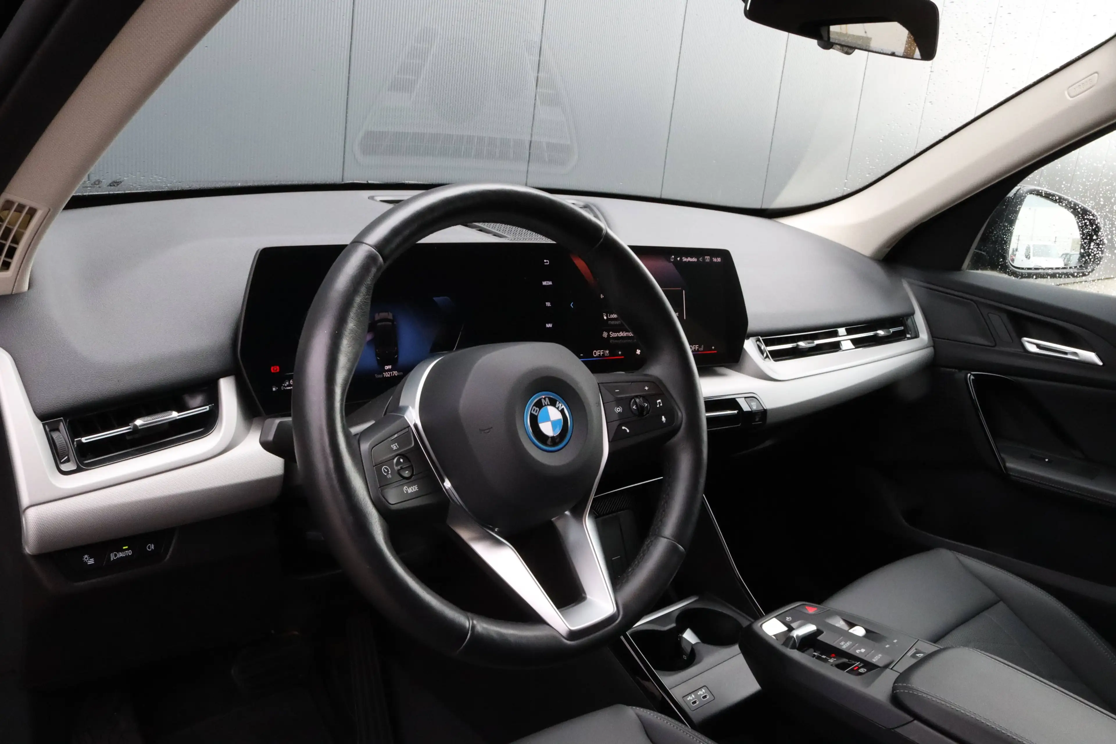BMW X1 xDrive30e xLine I Leder I Trekhaak I SOH 92% I Camera I Carplay — photo 14