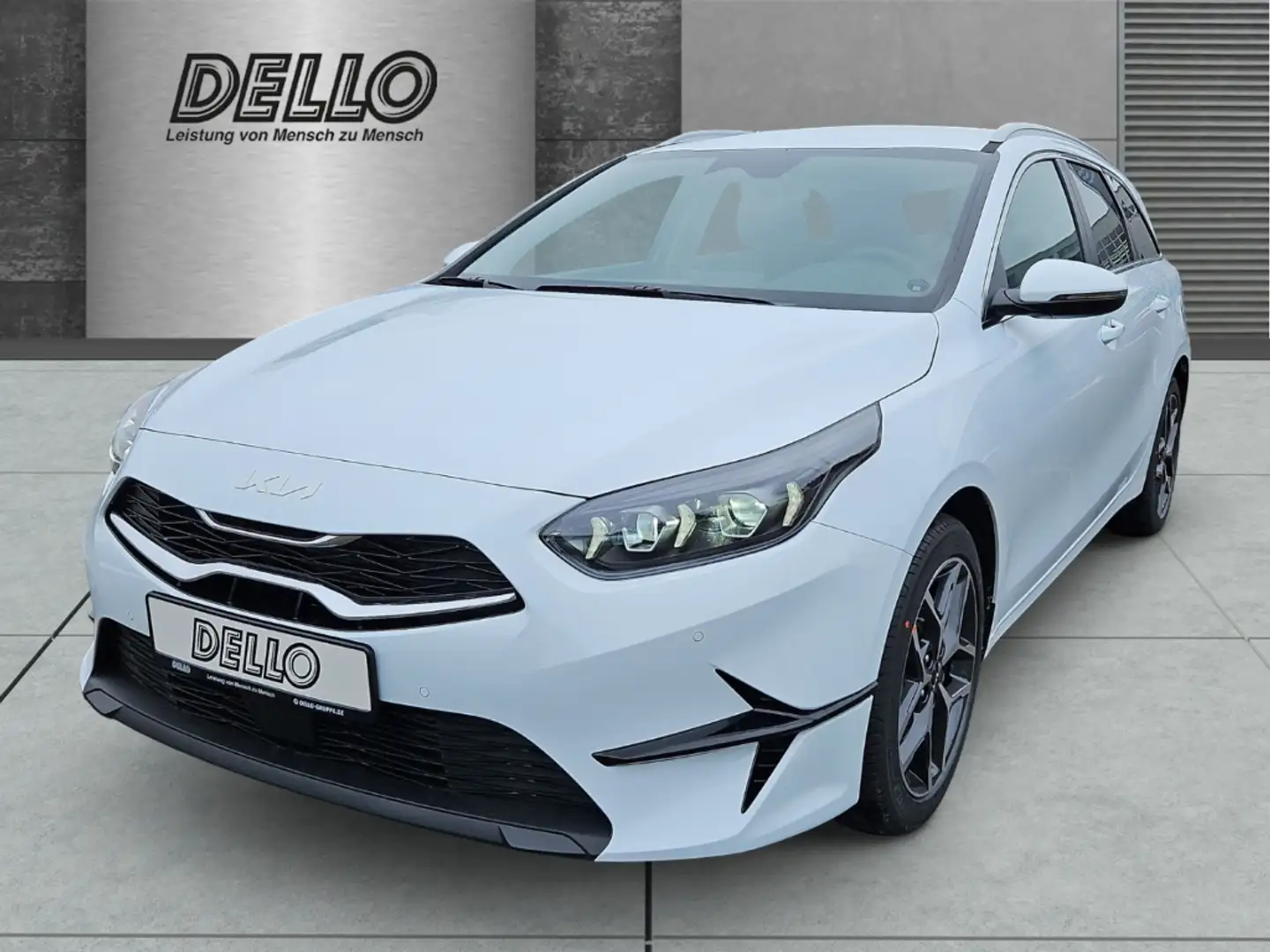 Kia Ceed SW / cee'd SW Ultimate Edition 1.5 DCT Mild-Hybrid Style-Paket N Weiß - 1