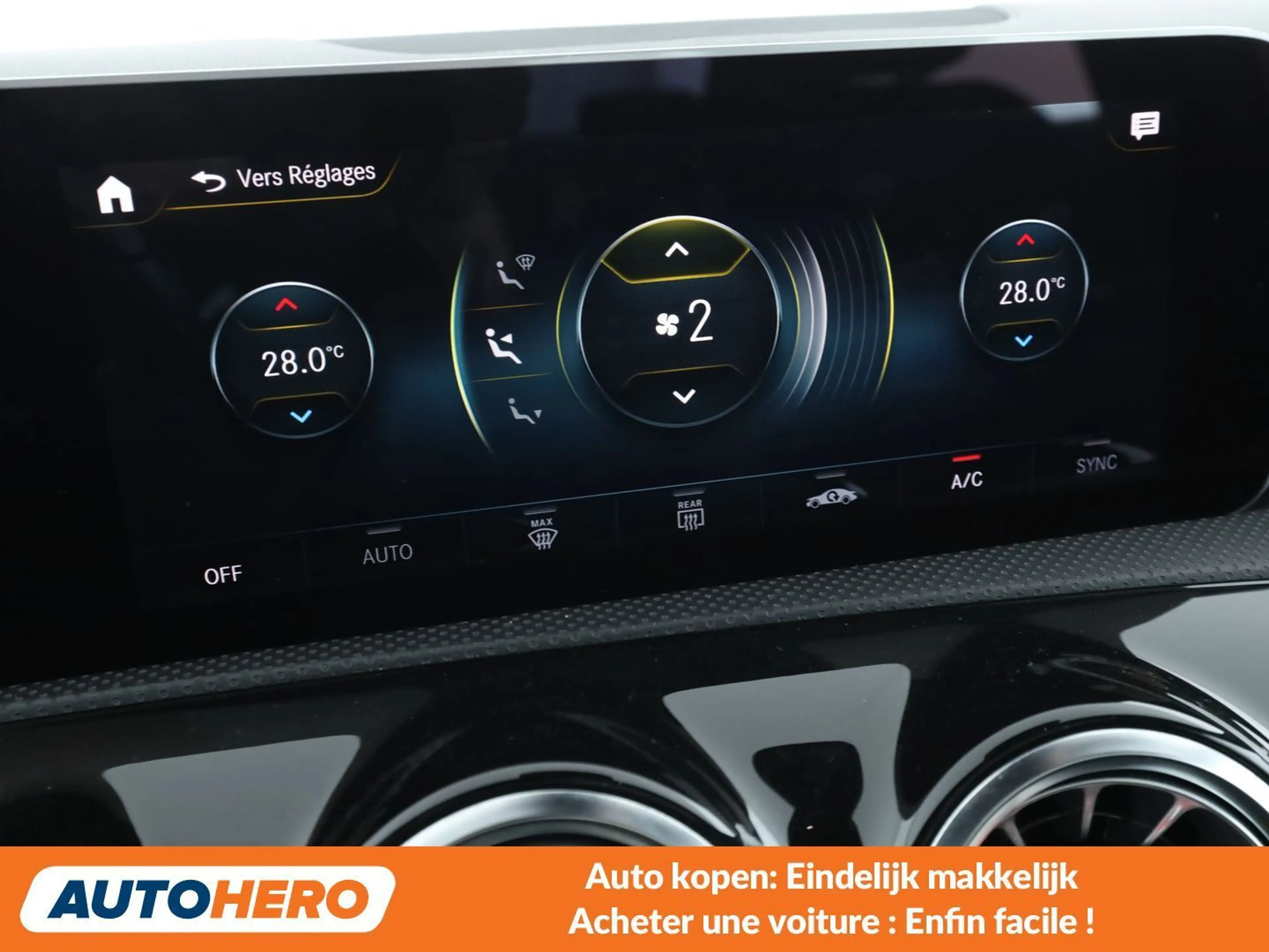 Mercedes-Benz A 180 A 180 d AMG Line — photo 13