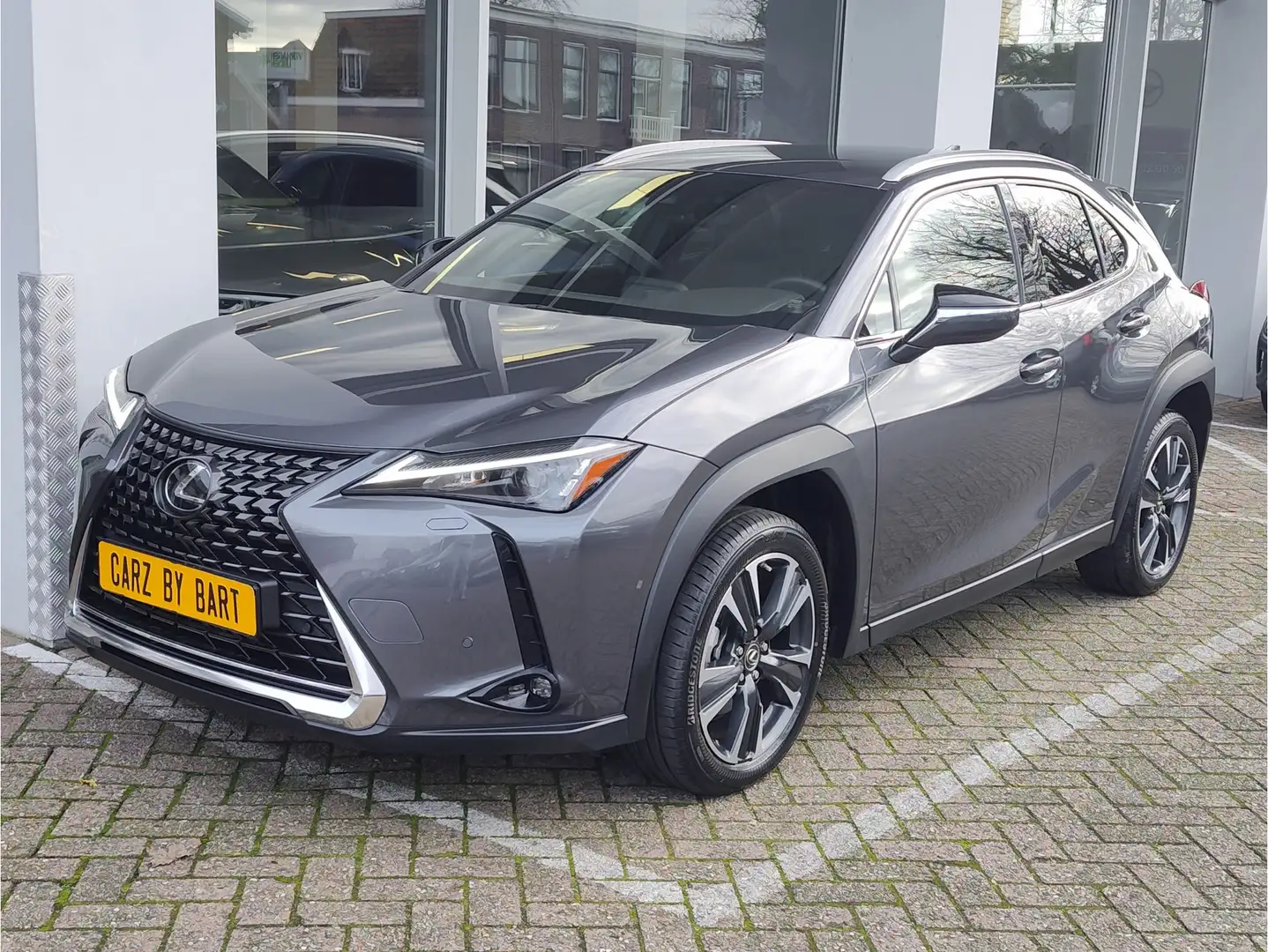 Lexus UX 250h LUXURY LINE Leder | Keyless | Stuurverwarming | Do Gris - 1
