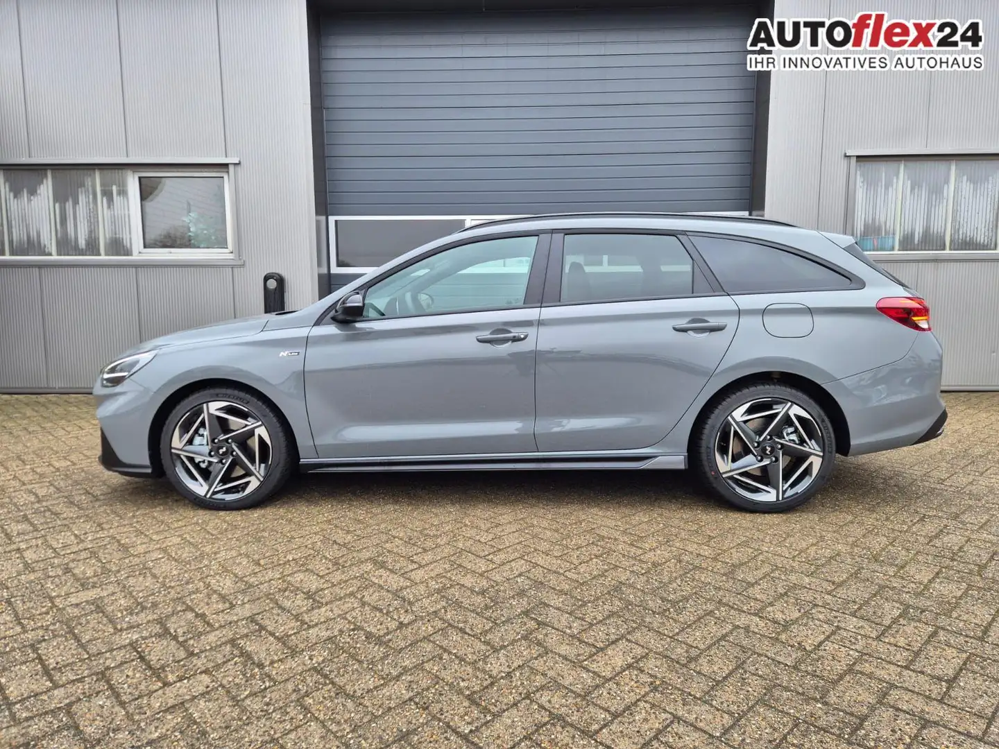 Hyundai i30 Kombi  1.6 T-GDI 150PS Automatik N-Line MY2026 ... Grau - 1
