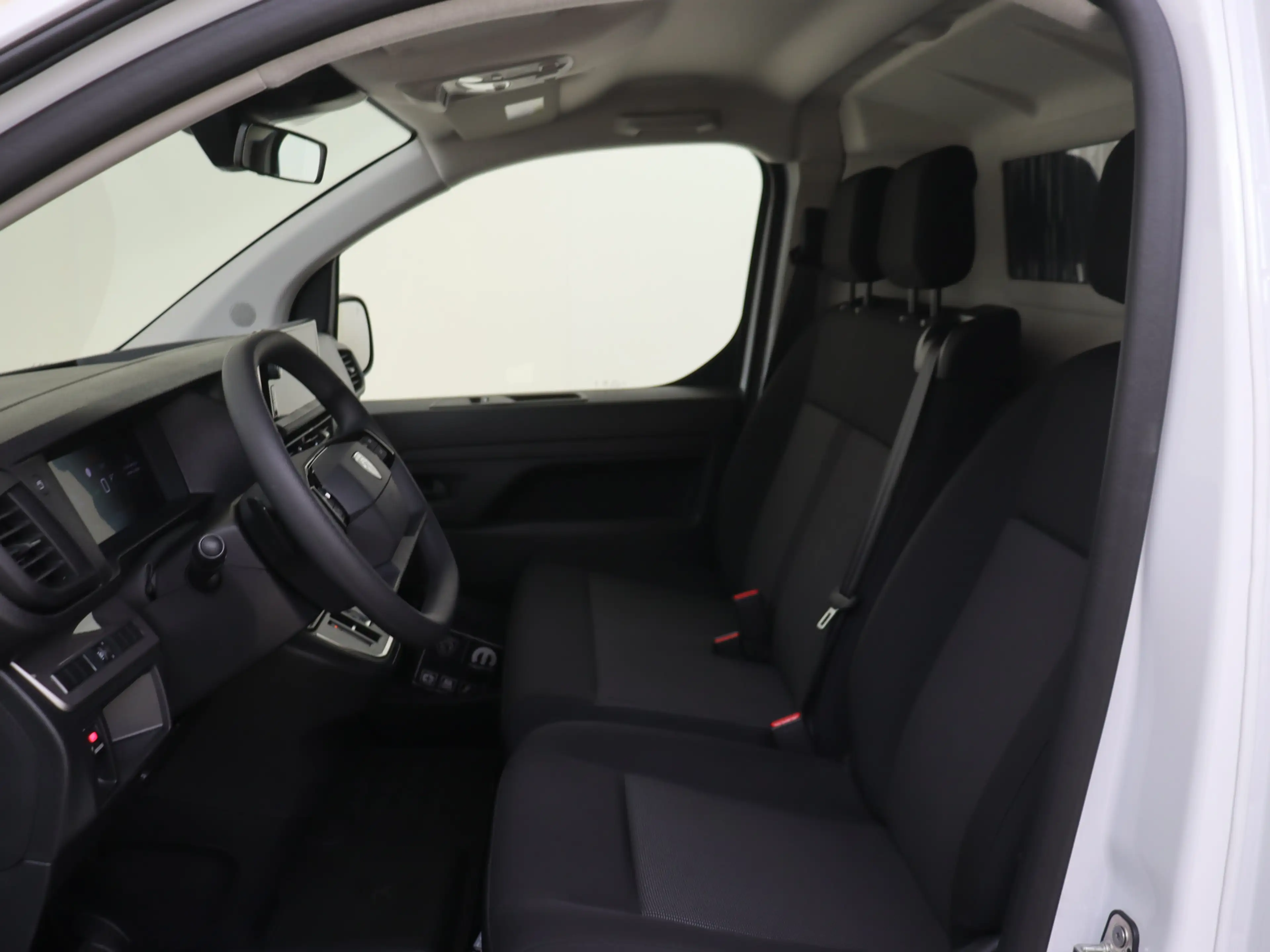 Peugeot e-Expert EV LONG 75 kWh | Navigatie | Parkeerhulp | Apple C — photo 10