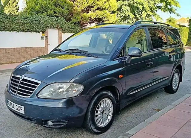 SsangYong Rodius Todoterreno Manual de 5 Puertas