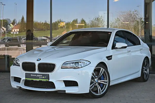 BMW M5 Aut. M Multikontursitze, Sitzklima, SurroundVie...