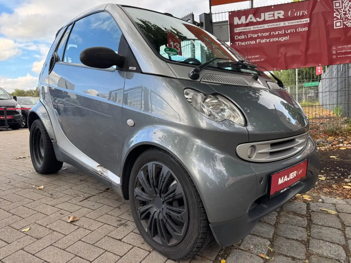 smart forTwo fortwo cabrio Basis Silber - 1