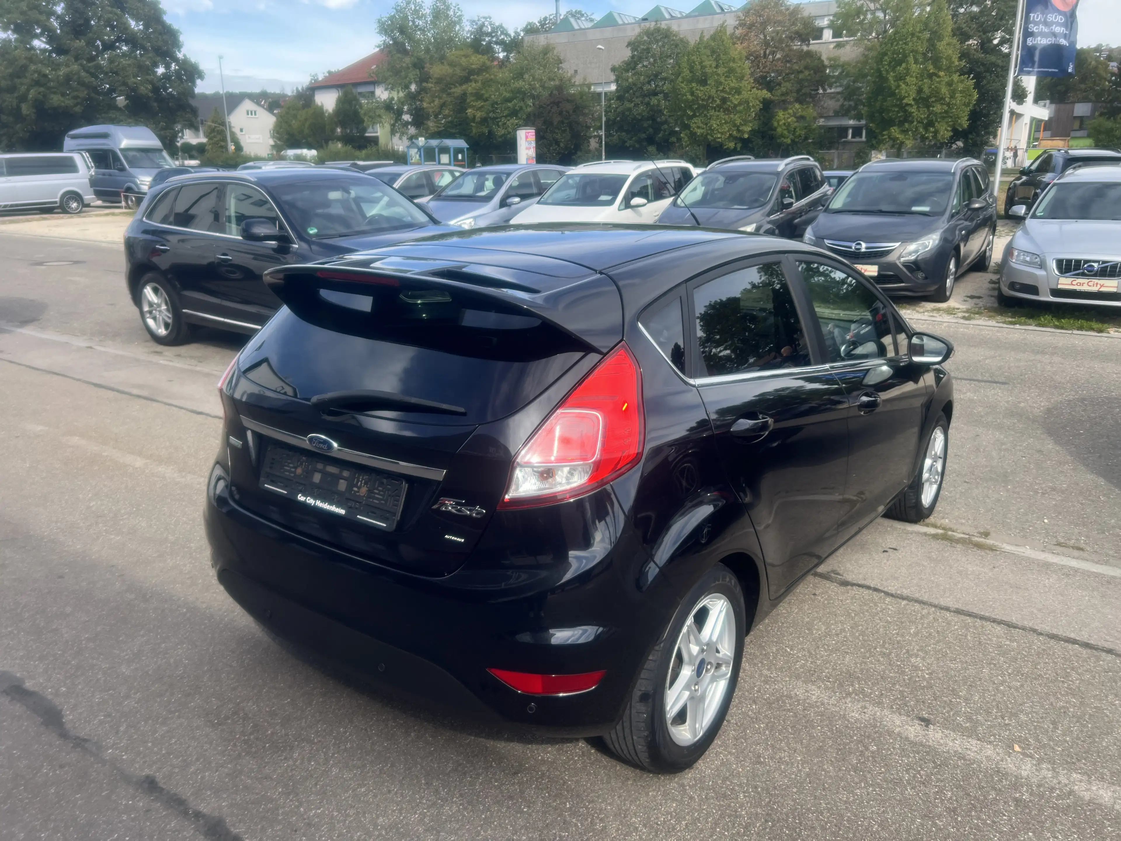 Ford Fiesta Titanium — photo 3
