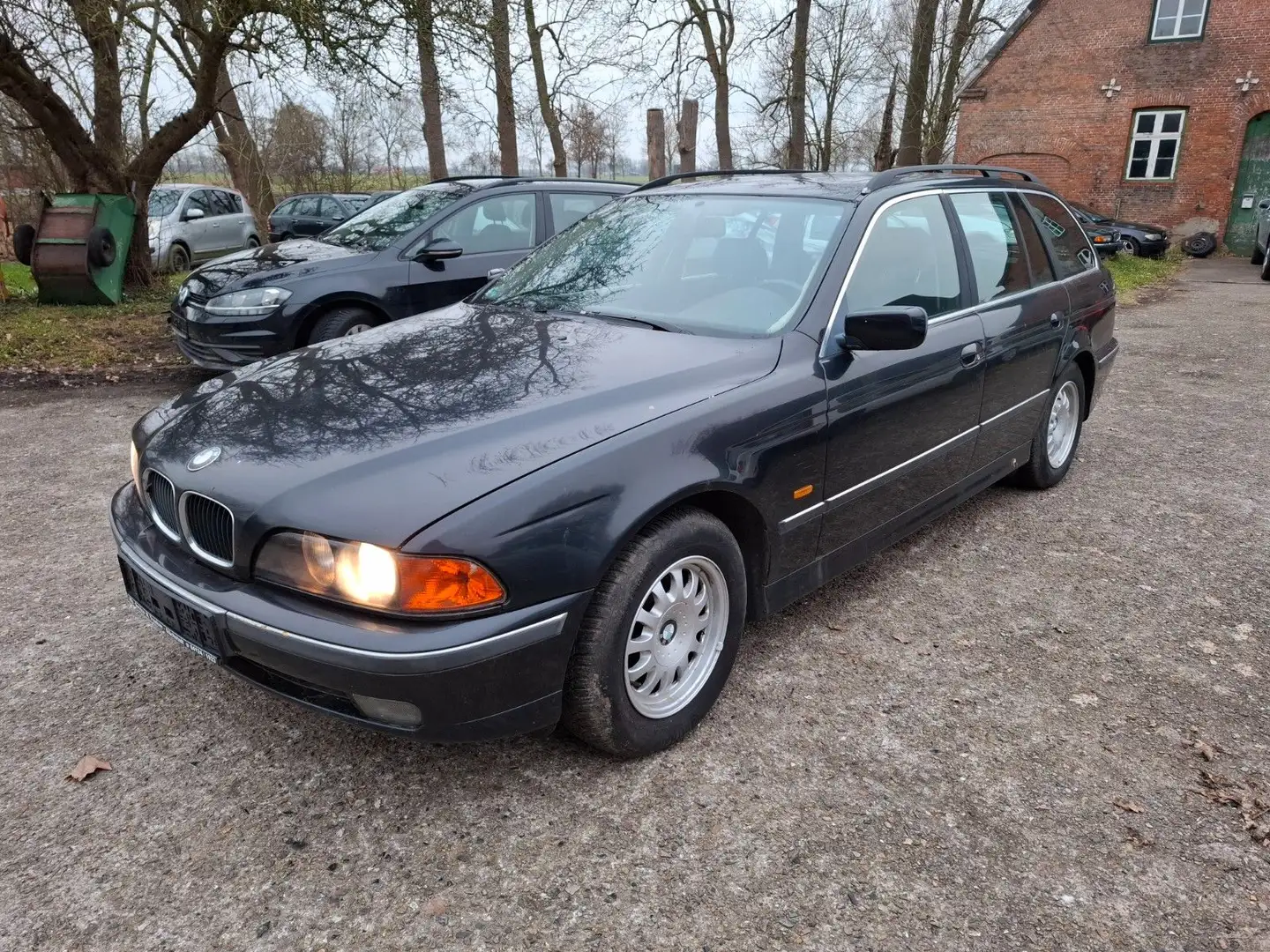 BMW 520 i A Touring,Schiebed,Std-hzg, Klima,no TÜV Negru - 1