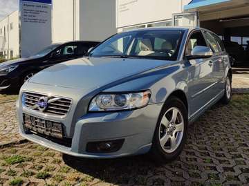 V50 Diesel 1.6D DPF DRIVe Summum