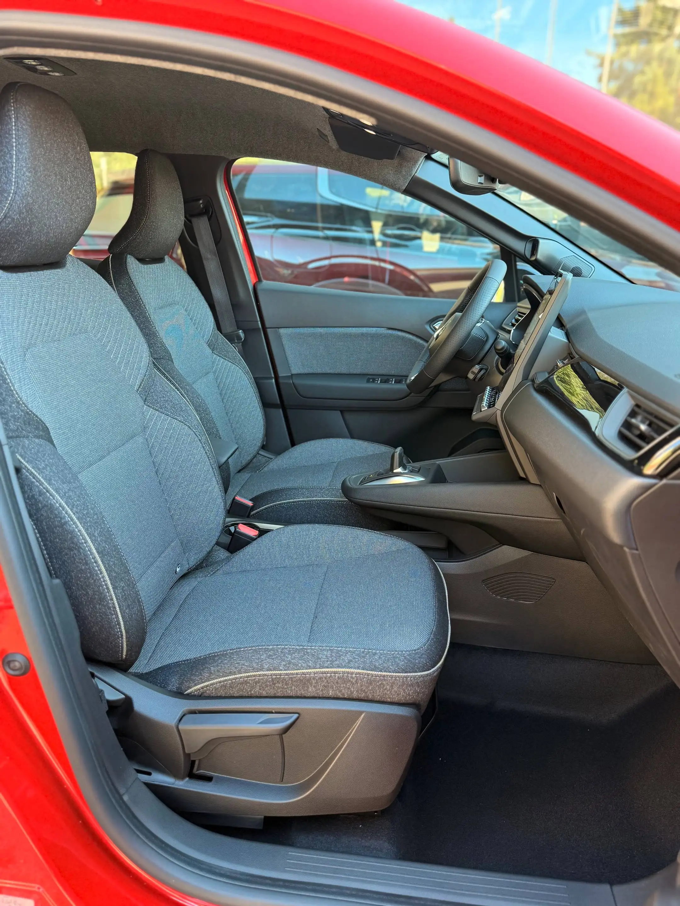 Mitsubishi Grandis Grandis 1.8 HEV Intro | 360° | ACC | MI-Pilot | — photo 10