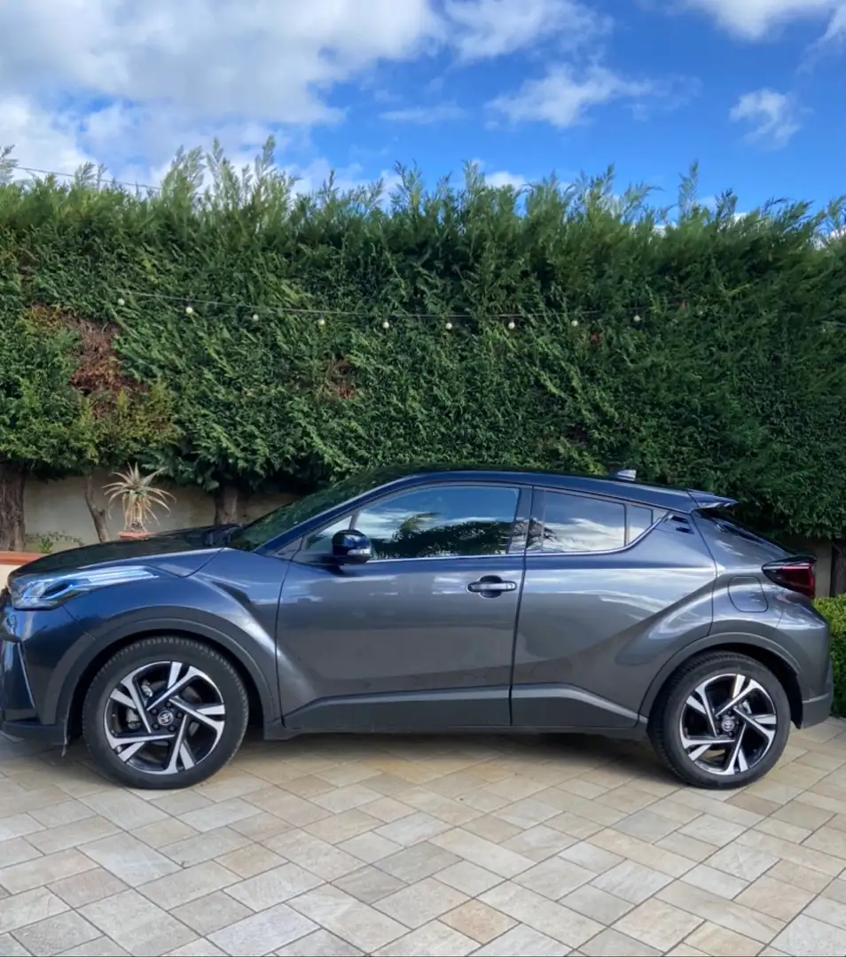 Toyota C-HR 2.0h Trend e-cvt - 1