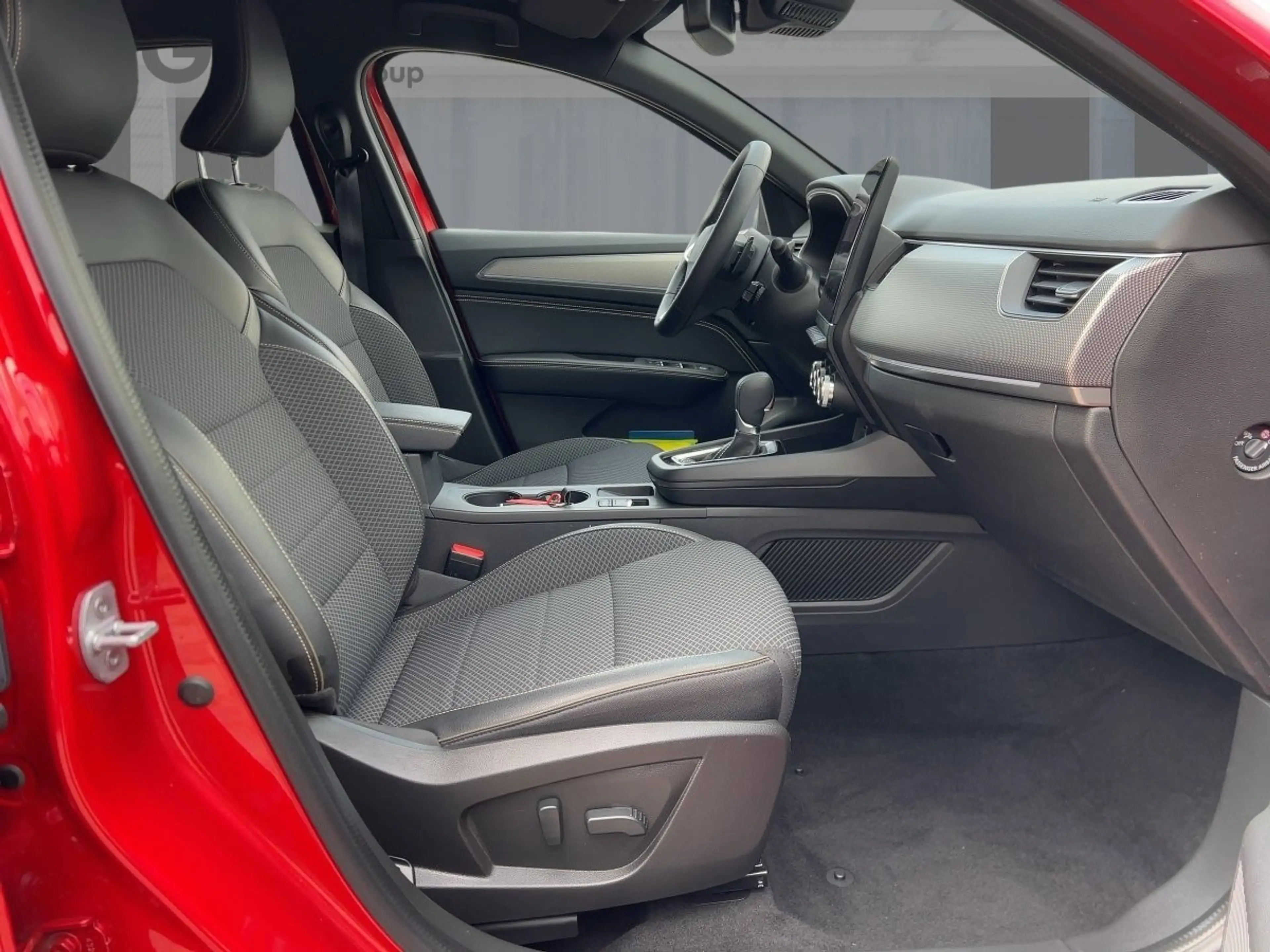 Renault Arkana TECHNO TCe 140 EDC Apple CarPlay BT — photo 8