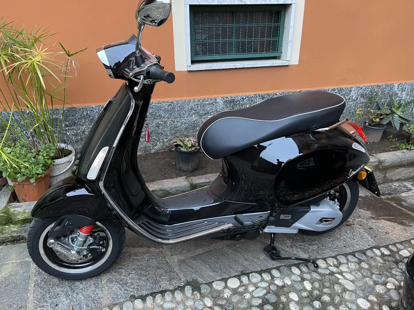 Vespa Sprint 125 i.e. Schwarz - 2