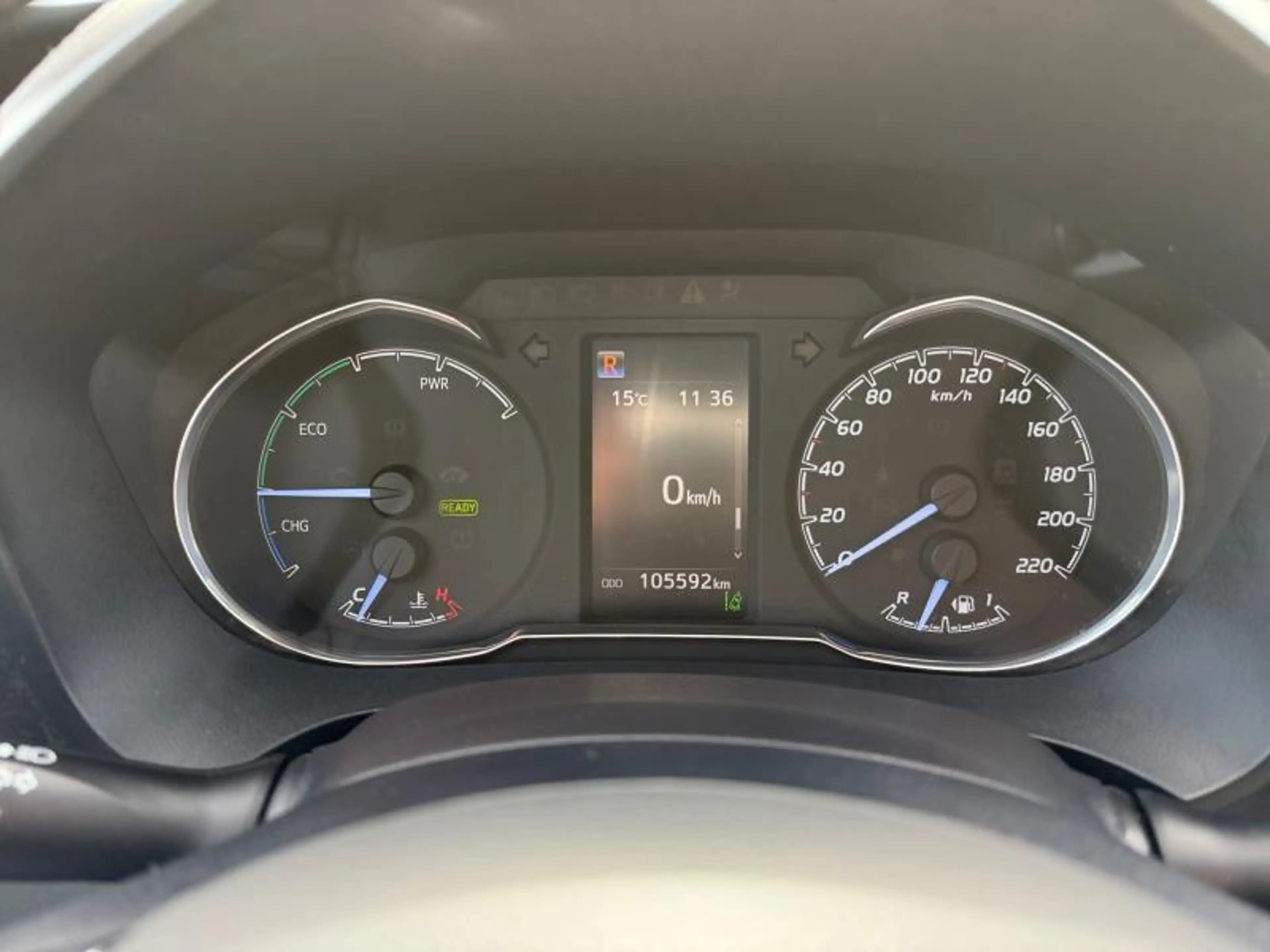 Toyota Yaris Y20 — photo 16