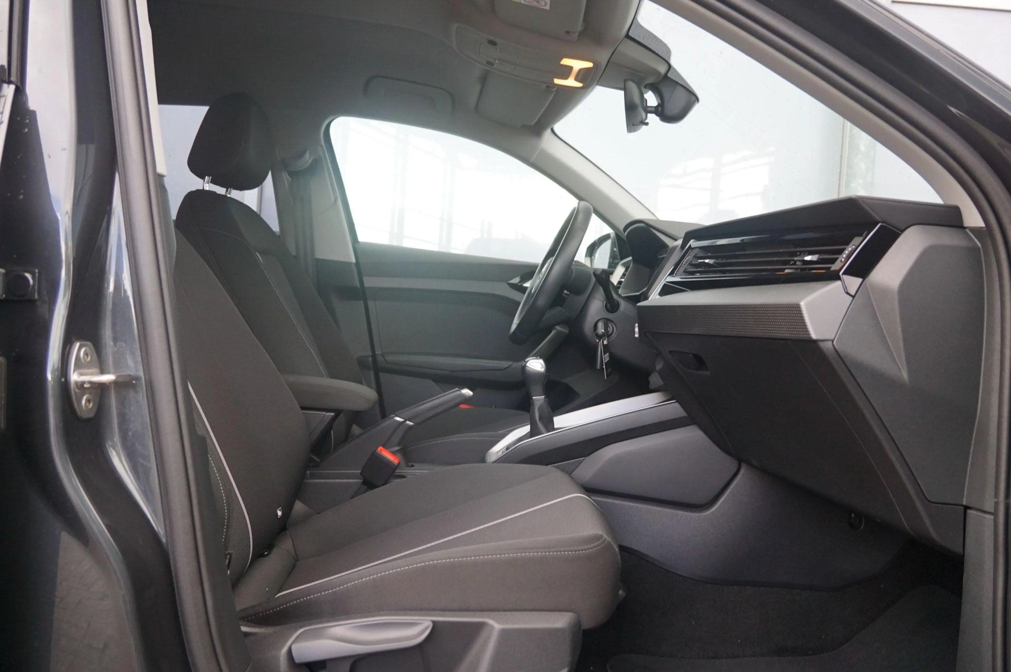 Audi A1 Sportback 25 TFSI 95pk Advanced Edition | Smartpho — photo 15