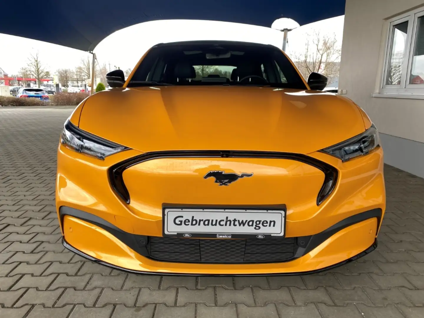Ford Mustang Mach-E AWD+Matrix LED+PDC+NAV+DAB+B&O+LMF Orange - 2