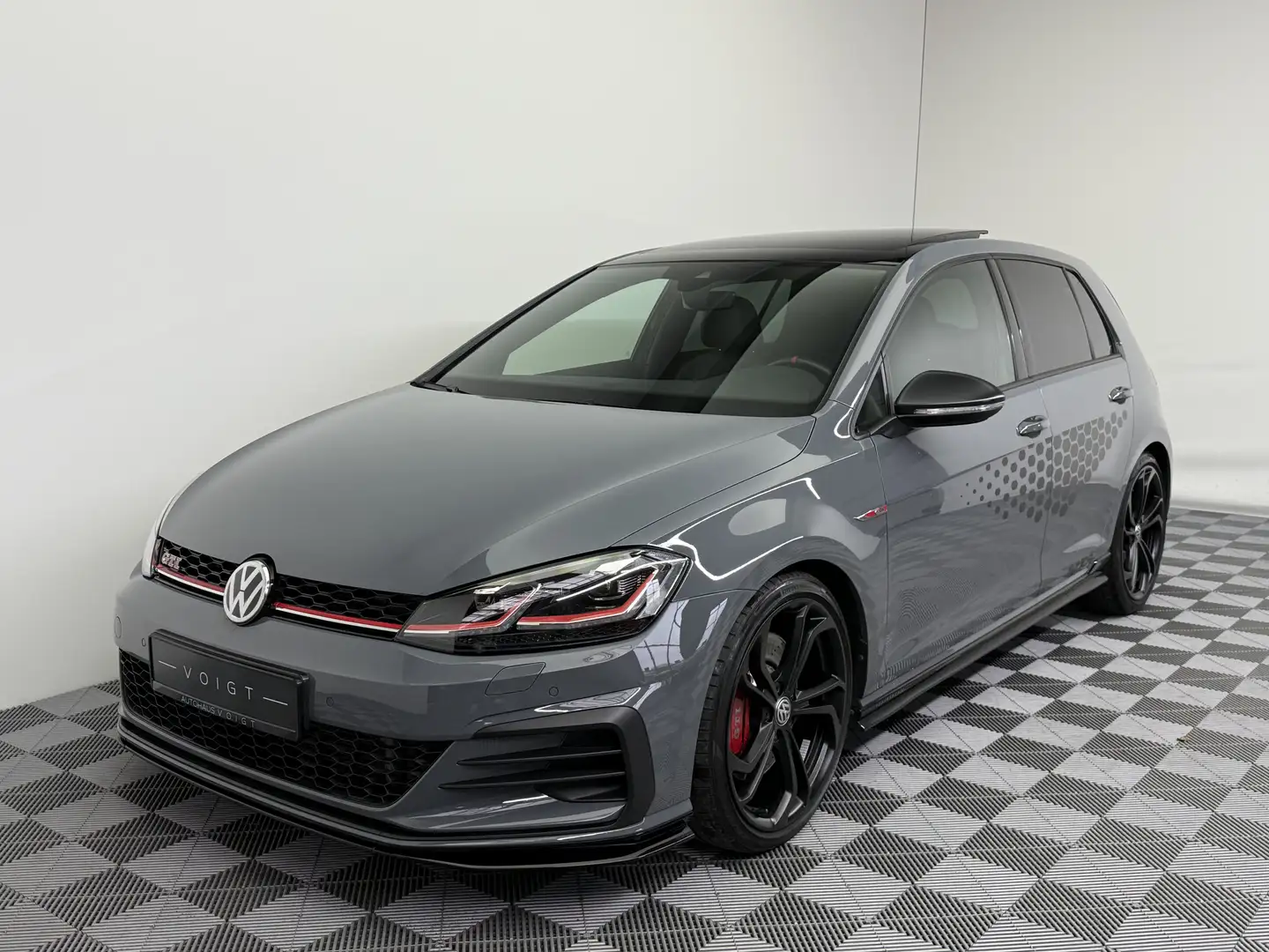 Volkswagen Golf GTI TCR|ACC|Pano|Kamera|Reifnitz|2.Hand| Grau - 2