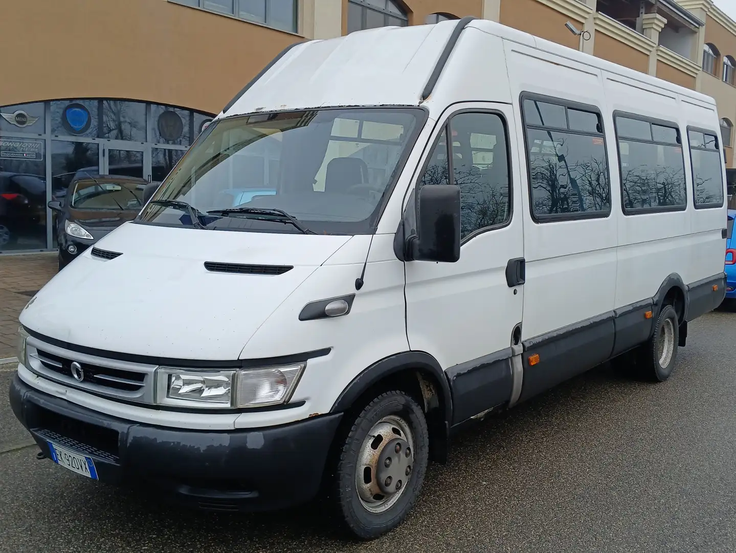 Iveco Daily 21 posti patenD porta/pedana elettrica revisionato Weiß - 2