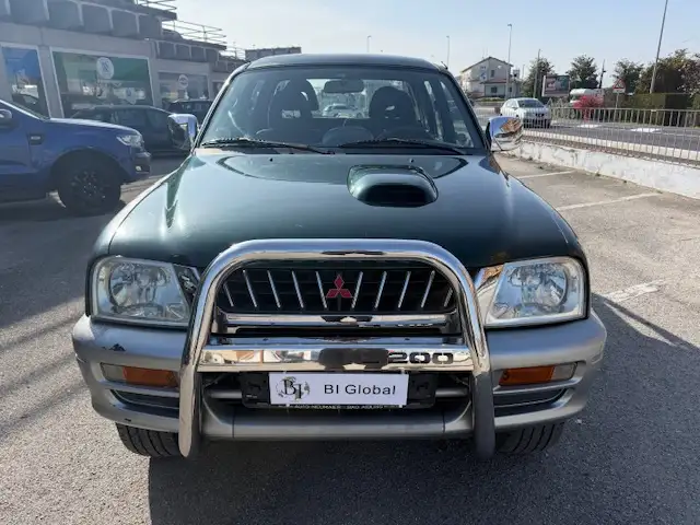Mitsubishi L200