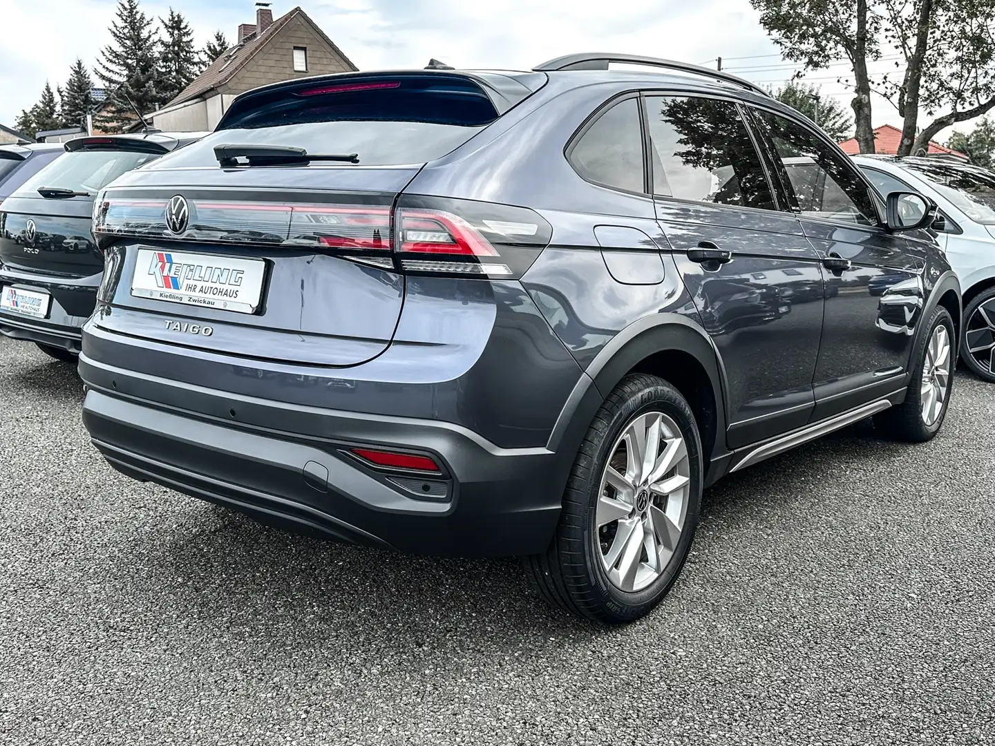 Volkswagen Taigo Move KLIMA LED NAVI ALU Gris - 2