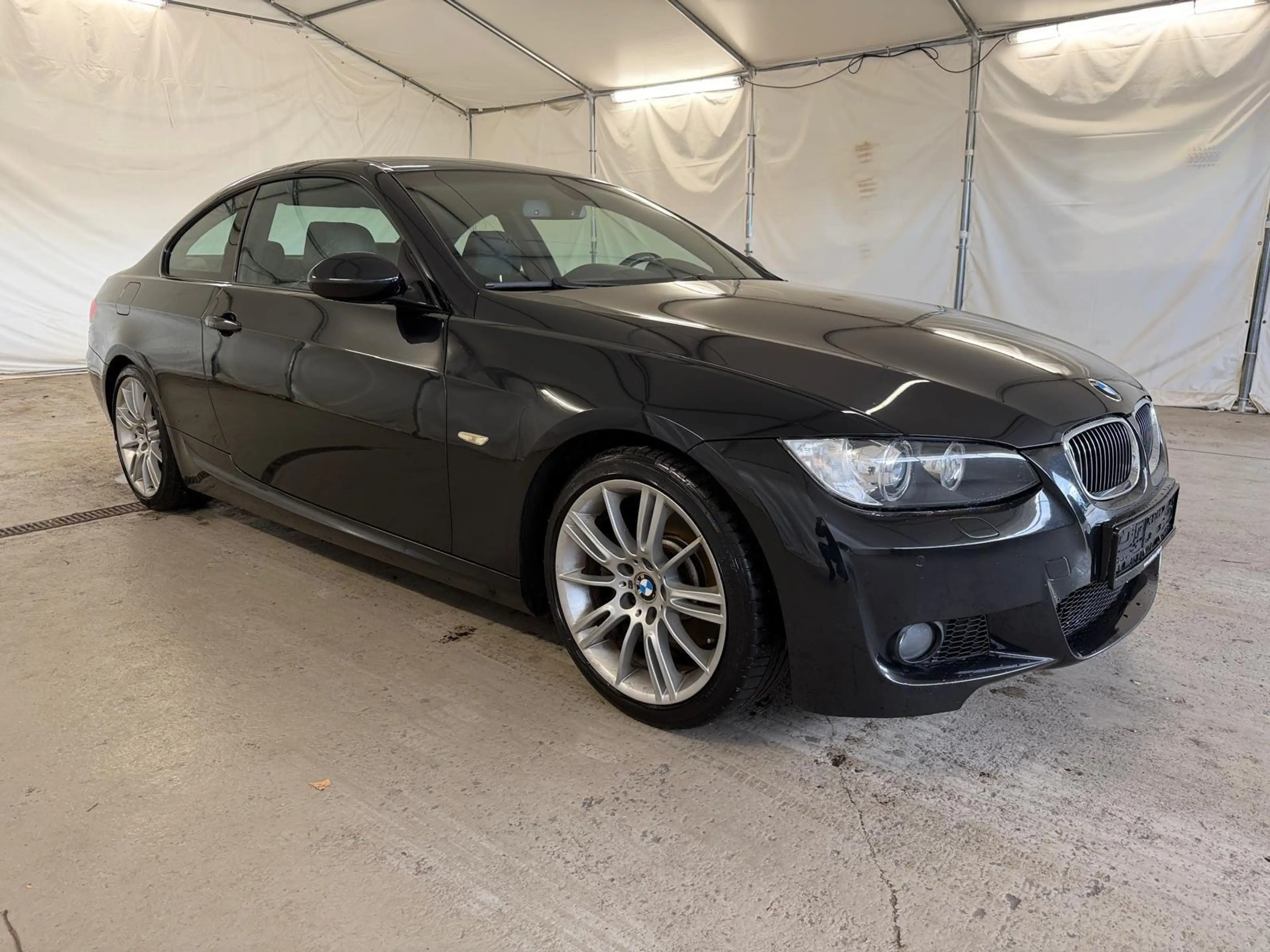 BMW 325 i Coupe M Sport XENON+/SHADOW/2xPDC/KEYLESS — photo 7