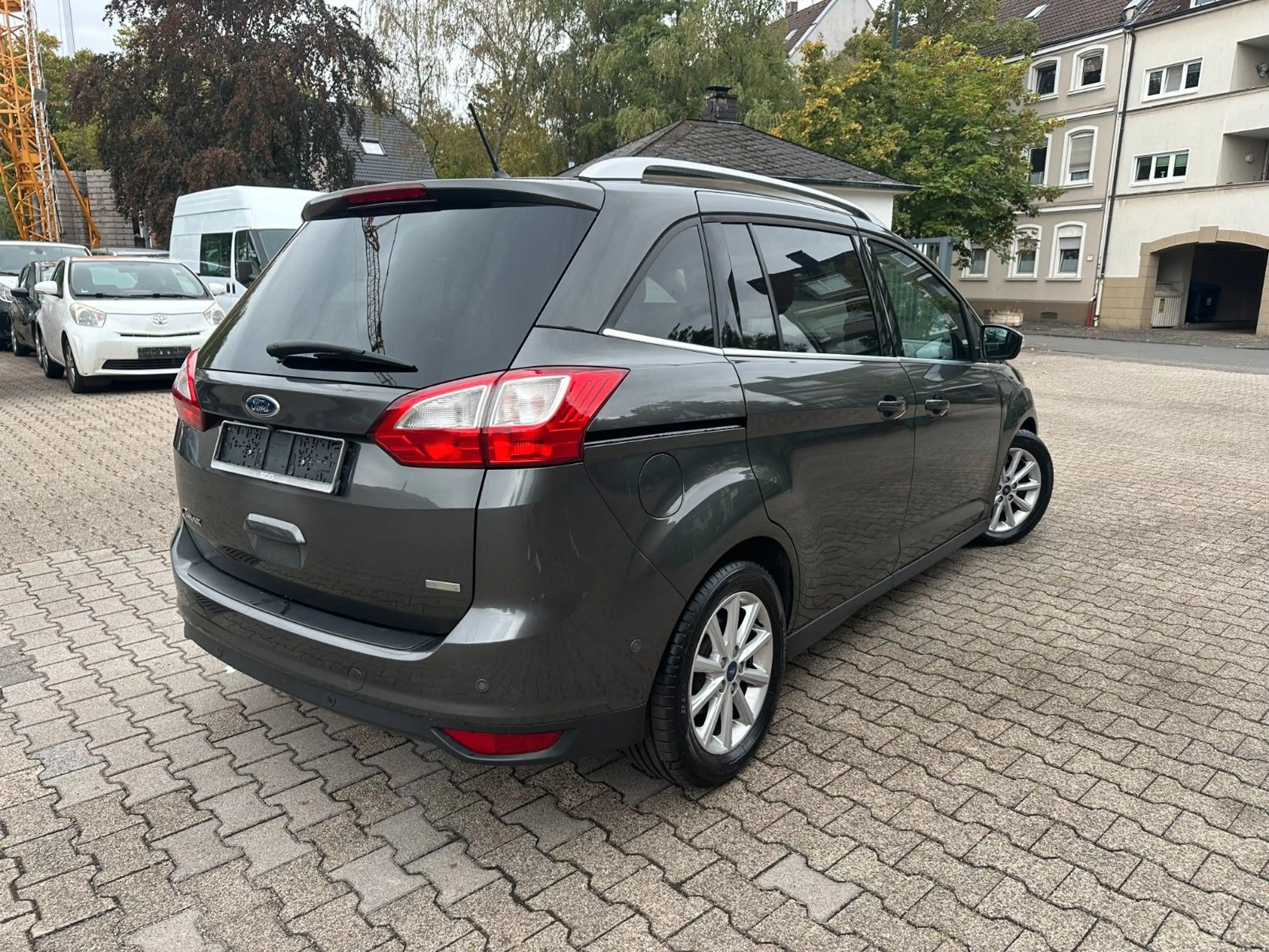 Ford Grand C-Max Autom. 134kw*Kamera*Teilleder*Navi — photo 8