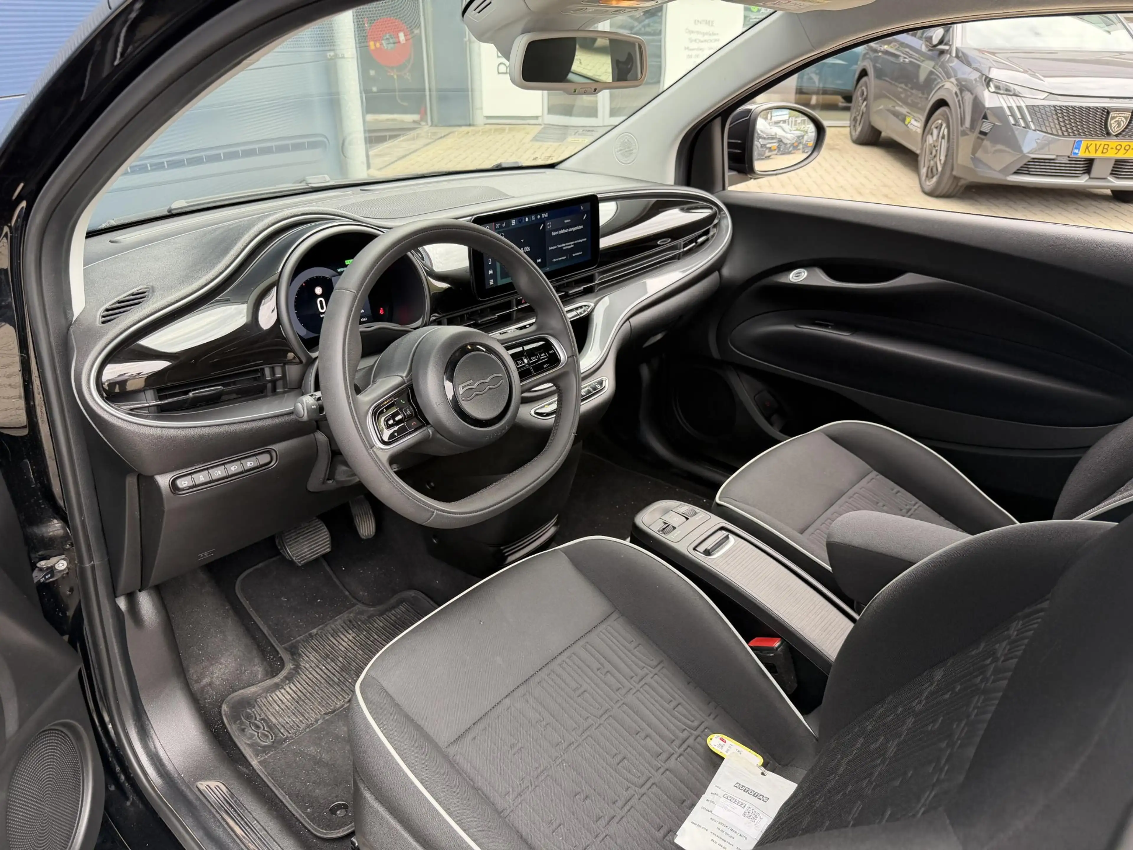 Fiat 500C La Prima 42 kWh SOH 95,8% | Navigatie | Apple Carp — photo 10