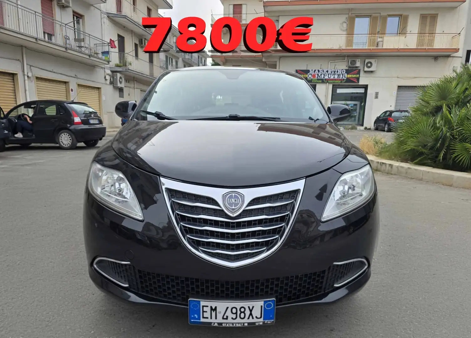 Lancia Ypsilon 1.2 69 CV 5 porte S&S Platinum Nero - 1