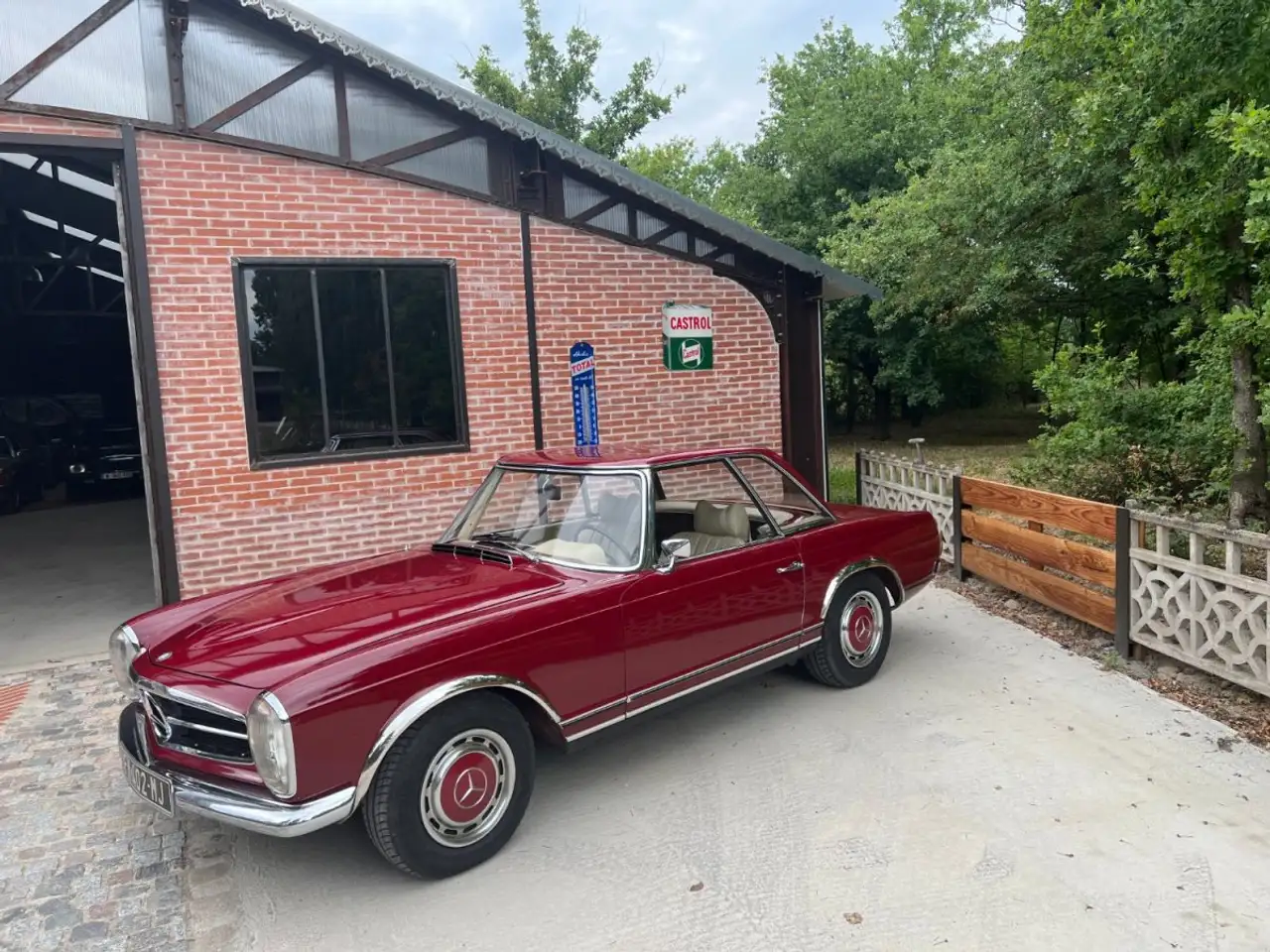 Mercedes-Benz 280 SL PAGODE Avec Historique 3eme Main Etat D'origne Exceptionnel Mecanique Restauration de haut niveau, foto 3