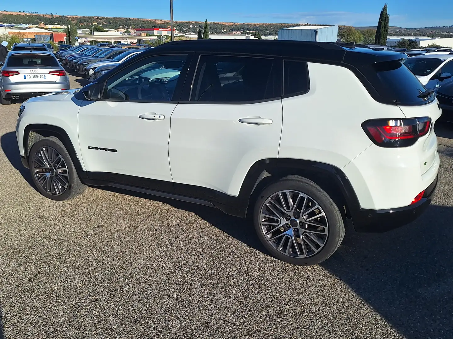 Jeep Compass 1.5 Turbo T4 130 ch BVR7 e-Hybrid Summit Blanc - 2
