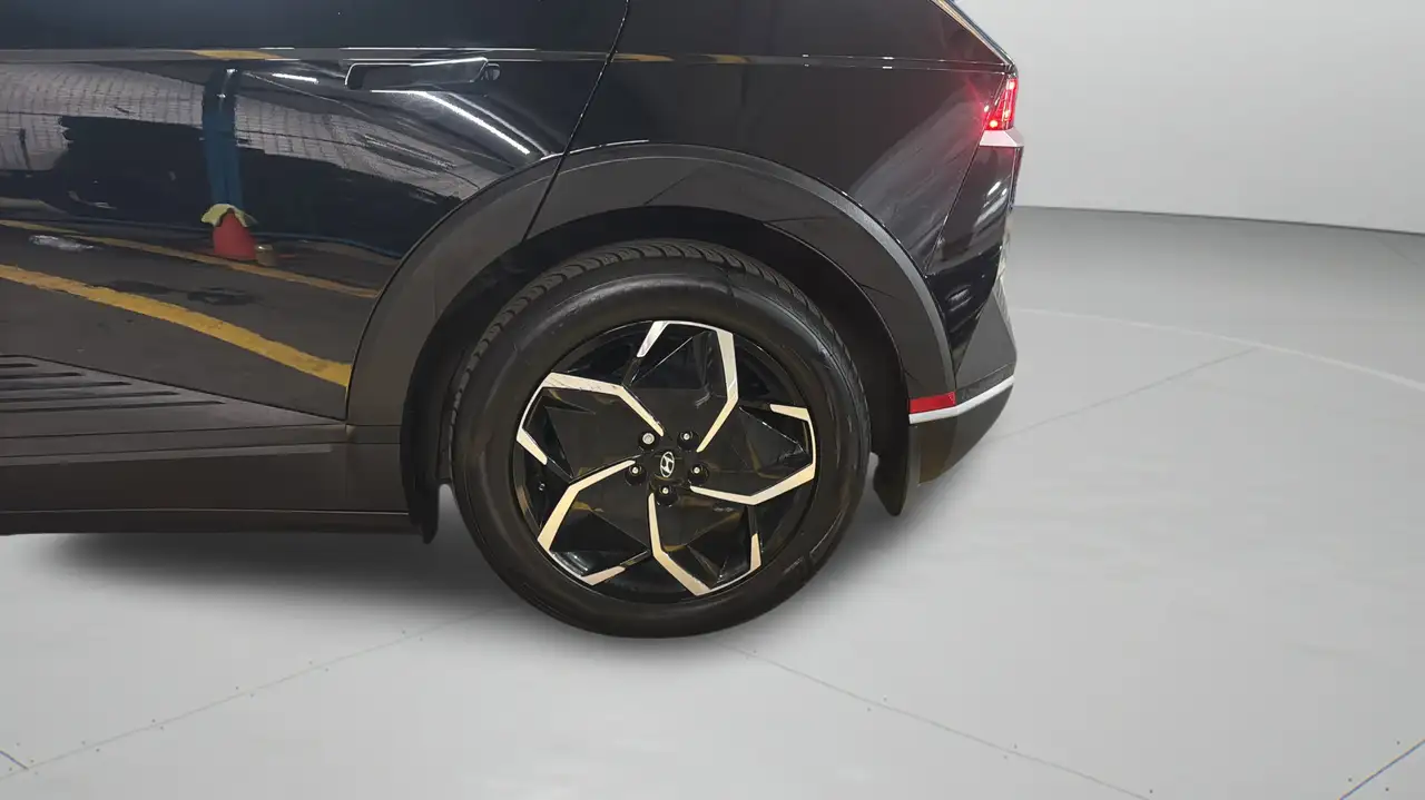 Hyundai IONIQ 5 снимка Hyundai IONIQ 5