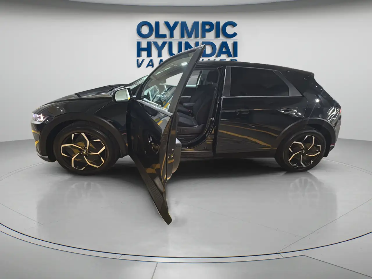 Hyundai IONIQ 5 снимка Hyundai IONIQ 5