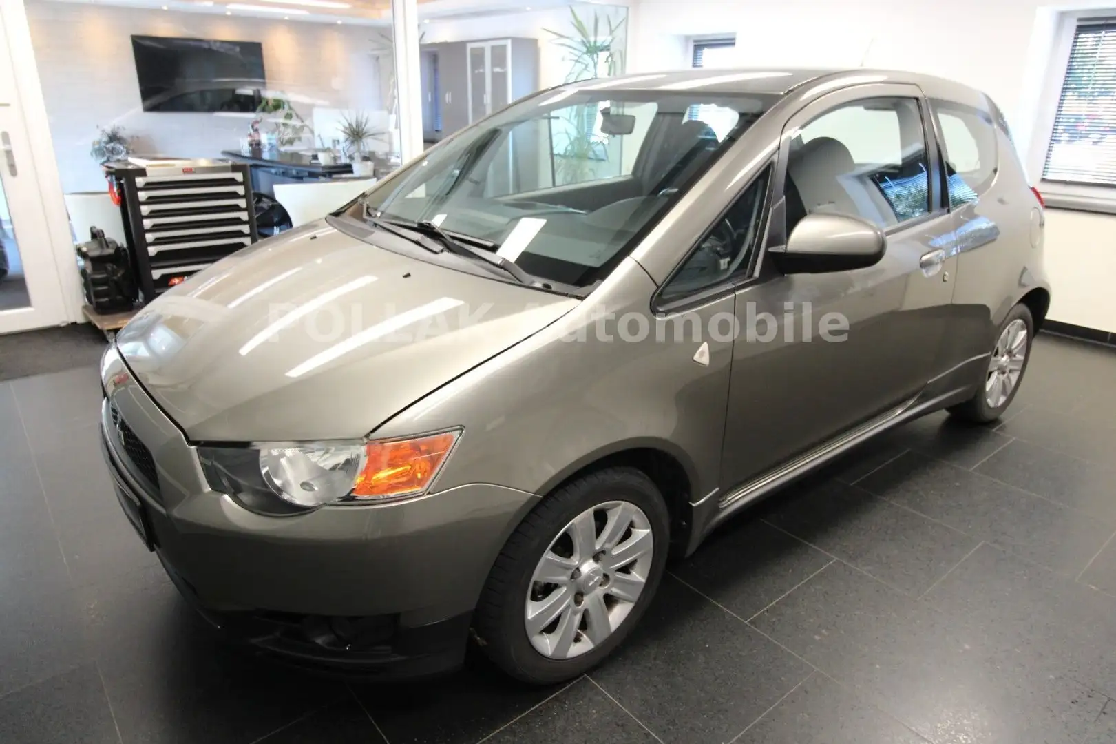 Mitsubishi Colt MOTION PLUS*KLIMA*MFL*SHZ*GRA*ISOFIX*BC*ZV* Grau - 2