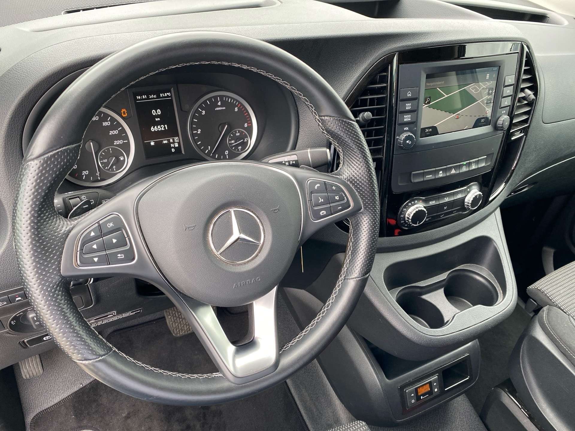 Mercedes-Benz V 300