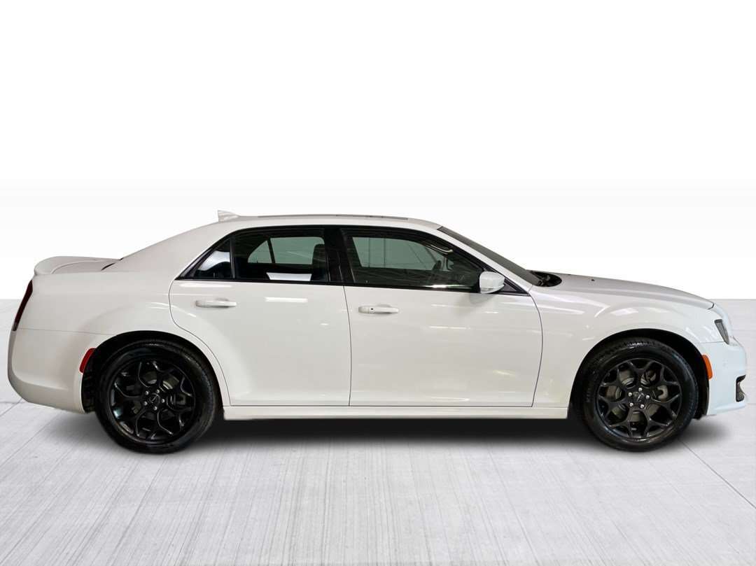 2023 Chrysler 300 AWD Cuir Toit Mags Sièges chauffants Caméra de rec — снимка 1