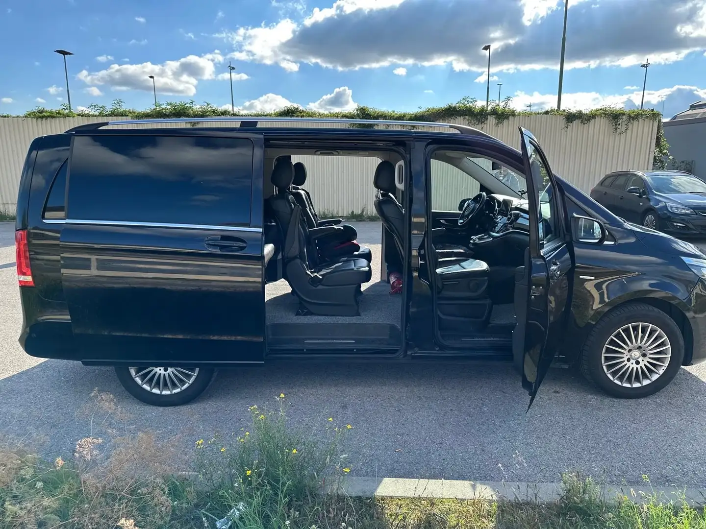 Mercedes-Benz V 220 (BlueTEC) d lang 7G-TRONIC Avantgarde - 1