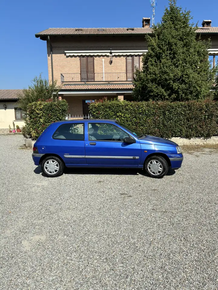 Renault Clio 3p 1.2 Limited Pack S, foto 3