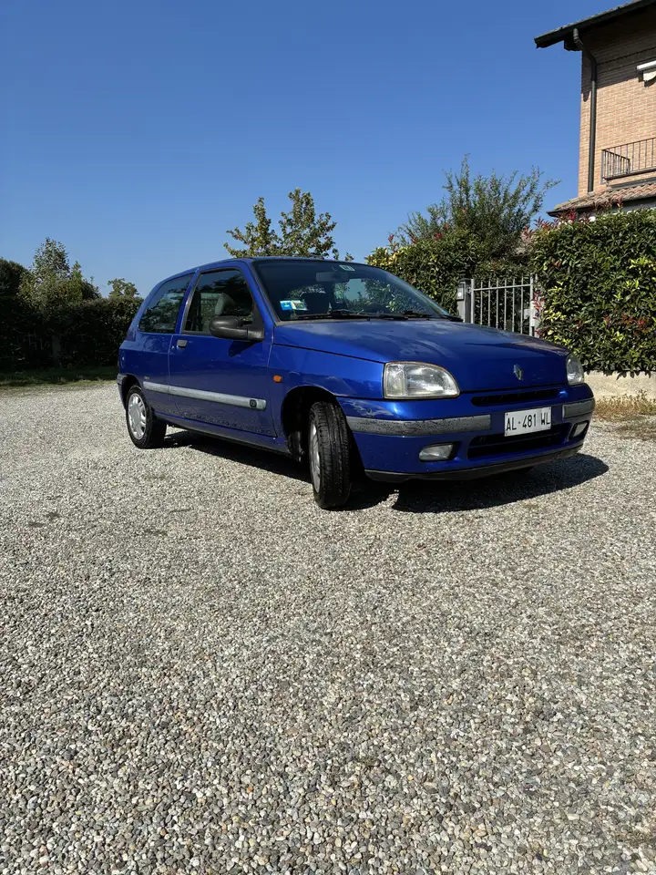 Renault Clio 3p 1.2 Limited Pack S, foto 2