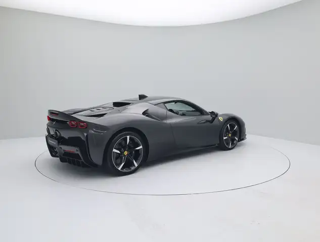 Ferrari SF90 Stradale view 6