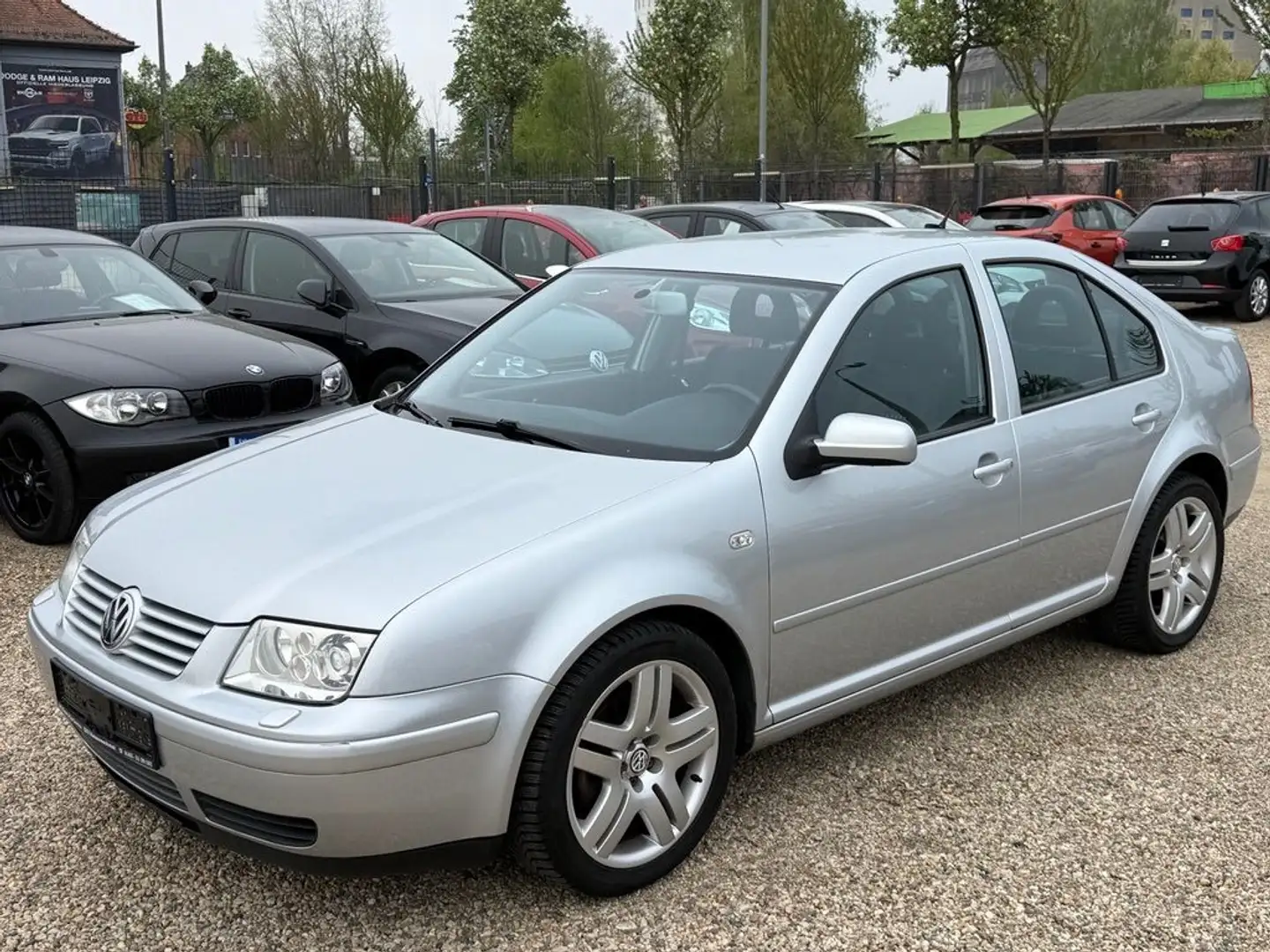 Volkswagen Bora Lim. 1.8T Xenon/Klimaaut/Sitzh/Temp/BC/Navi Argintiu - 1