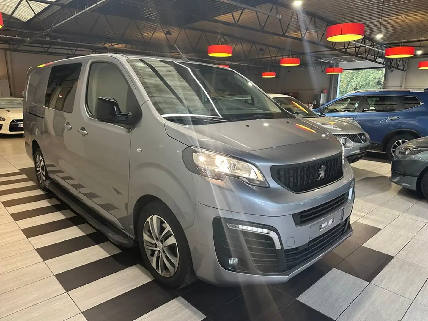 Peugeot Expert 2.0 HDI L3/AUTOMAAT /LICHTE VRACHT 5 ZITPLAATSEN/ Zilver - 2