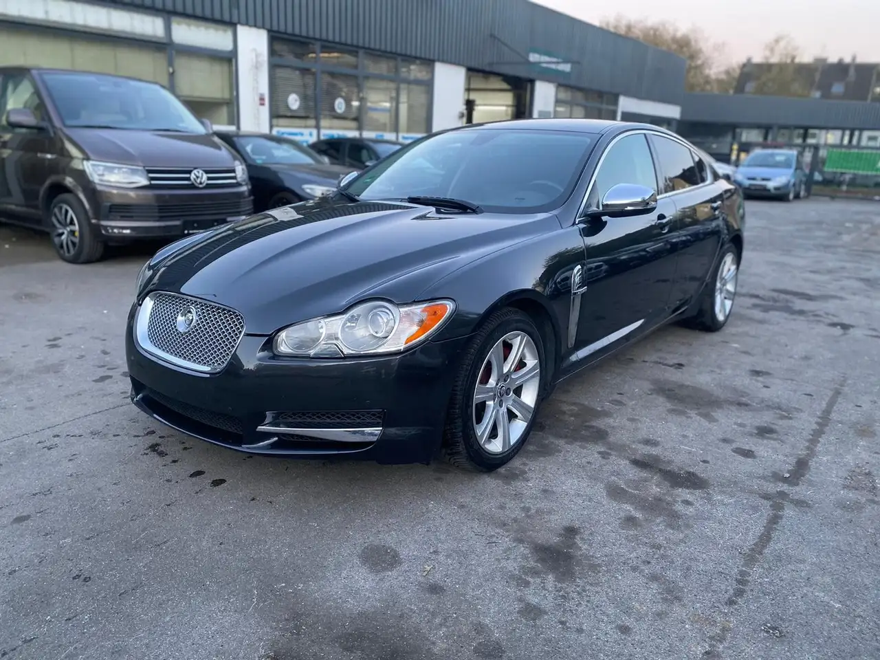 Jaguar XF