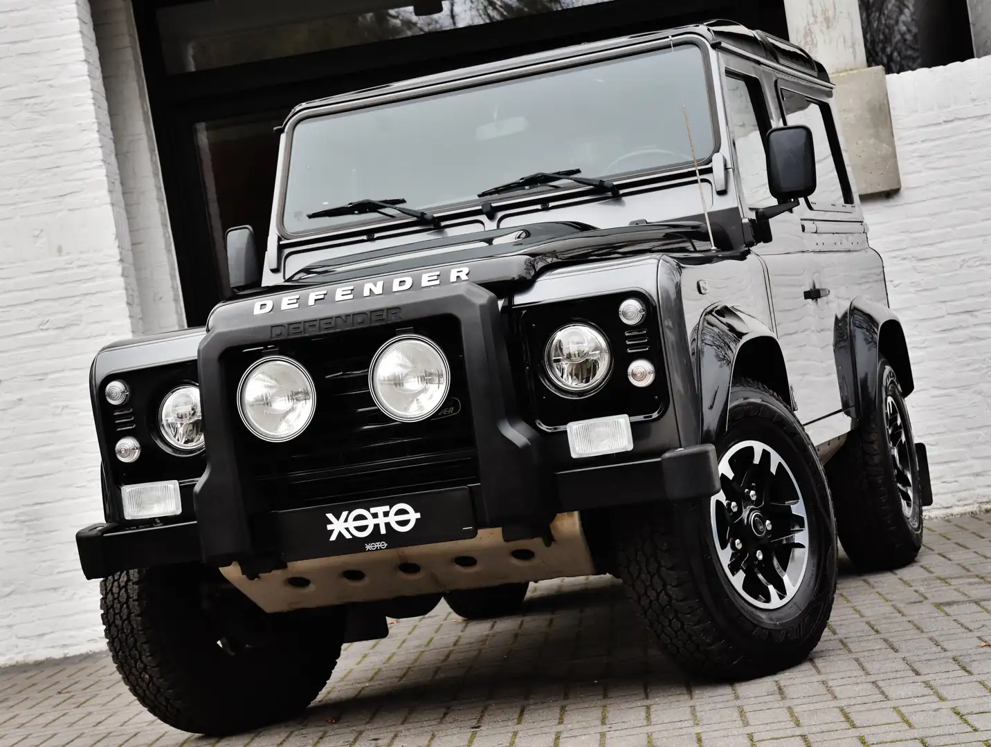 Land Rover Defender 90 ADVENTURE EDITION *** FULL HISTORY *** Gris - 1