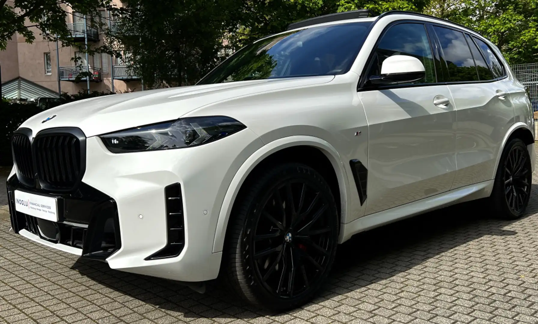 BMW X5 M.Sportp+Pro+7-Sitz+Innovation p+Panod+22AHK White - 1