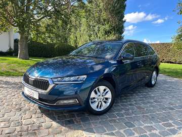 SW 1.0 TSI/1eignr/80300km/Carplay/Camera/Led/Navi/Cruise/Clima...