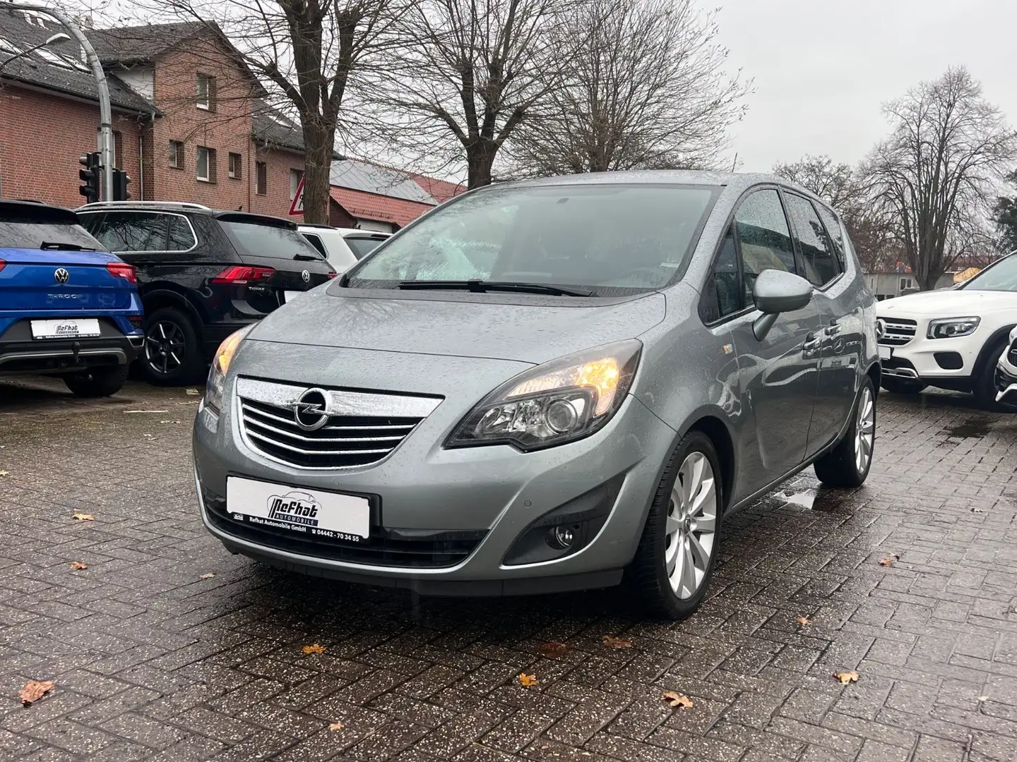 Opel Meriva B Innovation Automatik Silber - 2