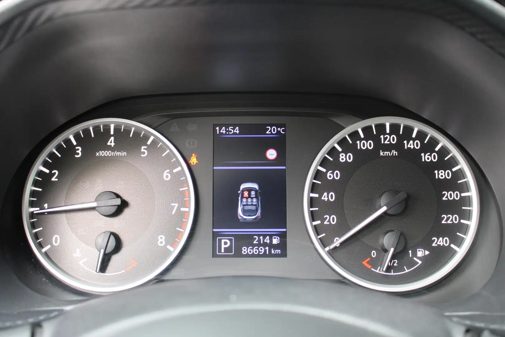 Nissan Juke 1.0 DIG-T Acenta Automaat | Achterruitrij camera | Grijs - 2