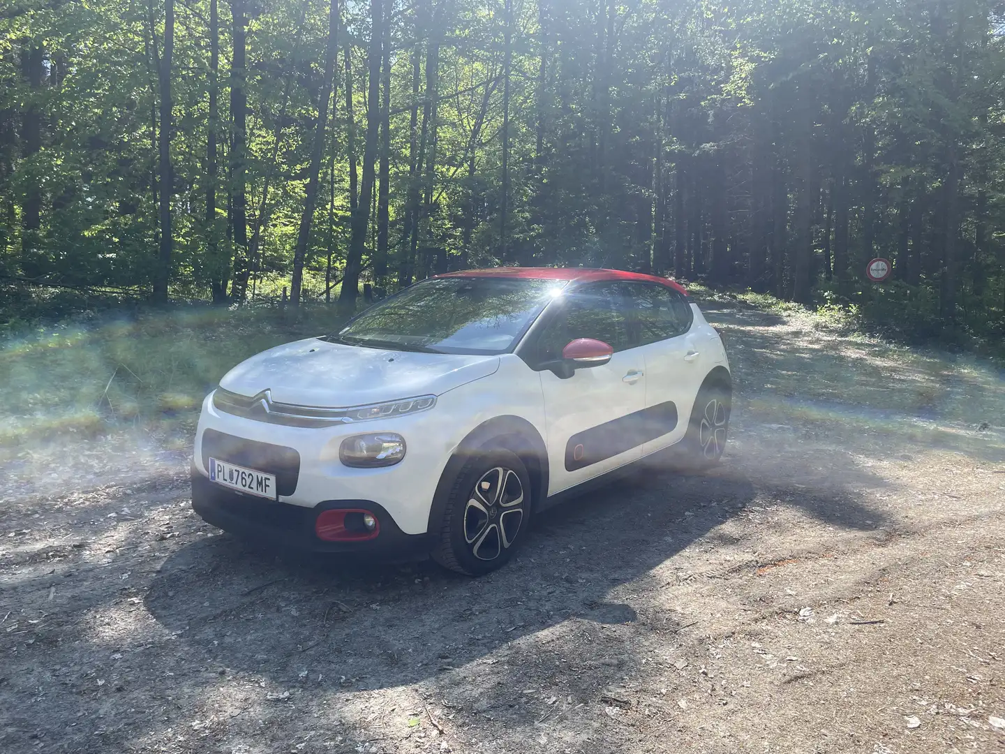 Citroen C3 Pure Tech 82 SHINE - 1